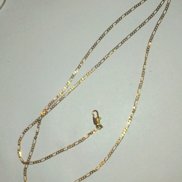 28 INCH. 1 MM WIDE 14K YELLOW GOLD PLATED  FIGERIO CHAIN LINK NECKLACE - Picture 4 of 4